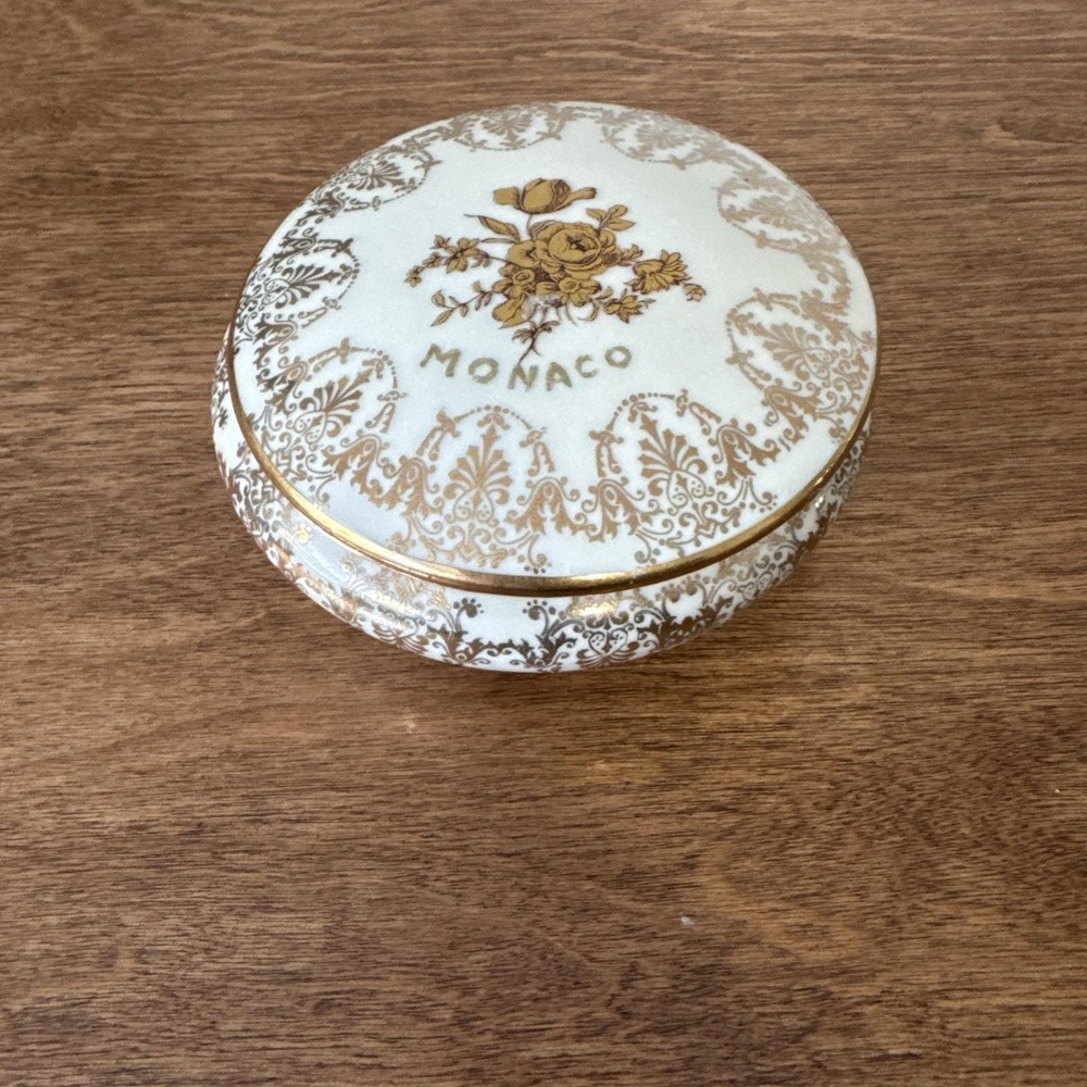 Vintage Limoges porcelain trinket box HandPainted Floral Motives W/ Gold Gilding